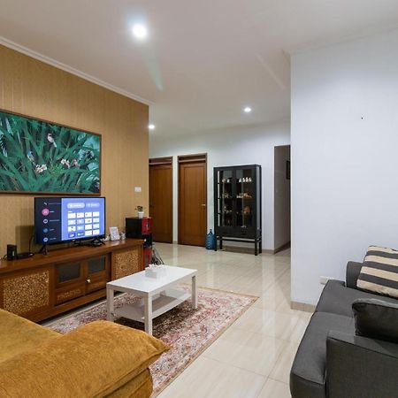 Spacious, White-Villa Belgareti @Kiara Condong Bandung Kültér fotó